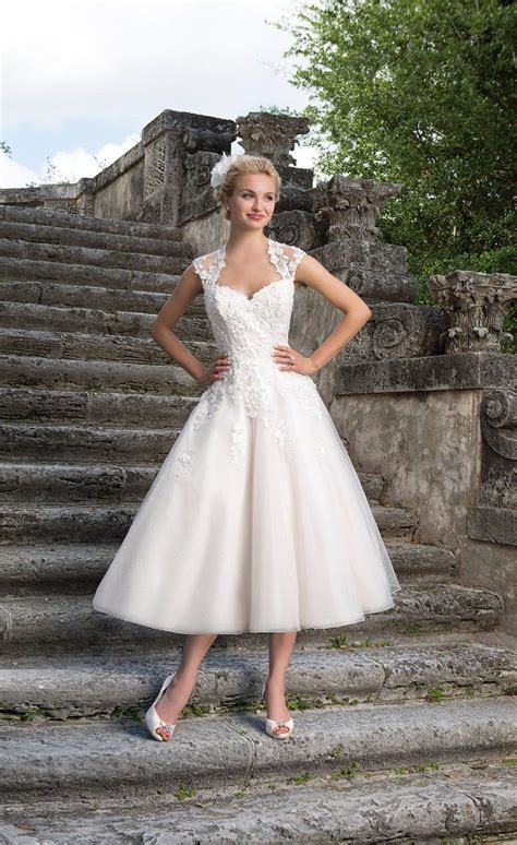 50s Style Wedding Dresses: Timeless Elegance for Your Big Day