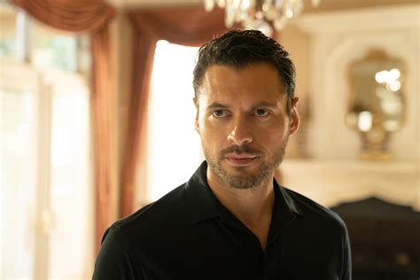 Adan Canto: Navigating Uncharted Relationship Territories