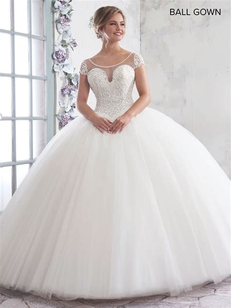 Top Bridal Ball Gowns: Must-See Trends!