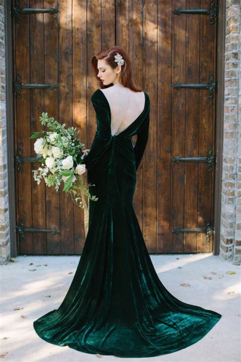 Emerald Green Wedding Dress: Stunning Choices for Your Special Day