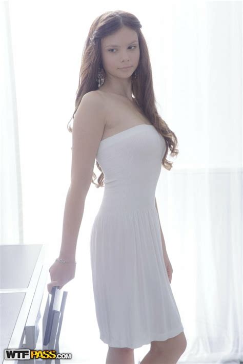 Margarita C Peachy: Unveiling the Perfect Summer Beverage Trend