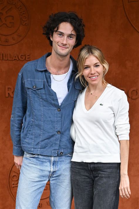 Sienna Miller Relationship Secrets Unveiled