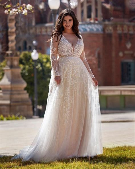 Sleeves Plus Size Wedding Dresses: Ultimate 2023 Guide