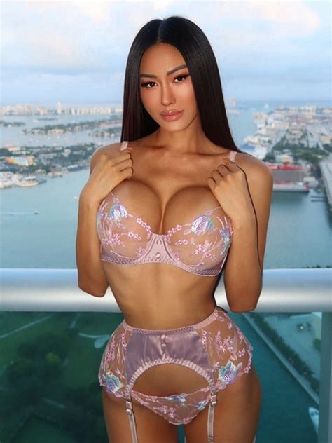 Top Asian OnlyFans Creators Revealed